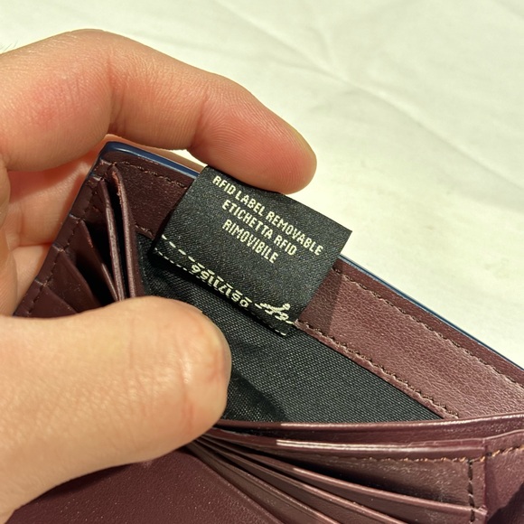 Fendi wallet - Picture 10 of 11